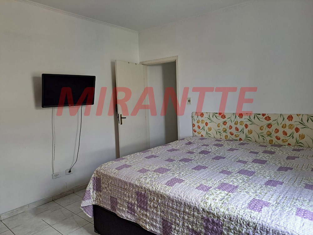 Sobrado de 210m² com 3 quartos em Vila Nova Mazzei