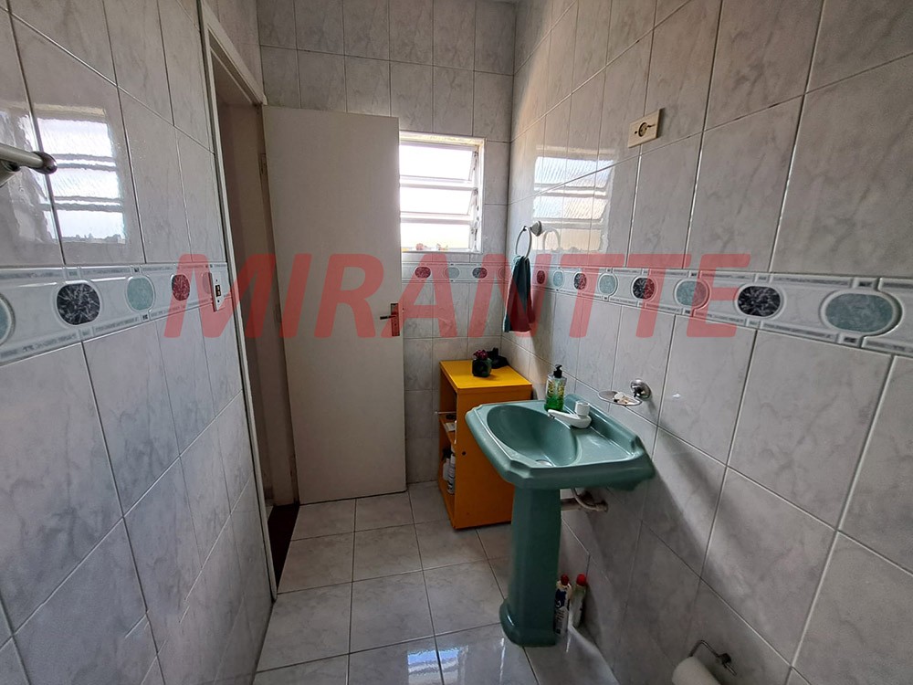 Sobrado de 210m² com 3 quartos em Vila Nova Mazzei