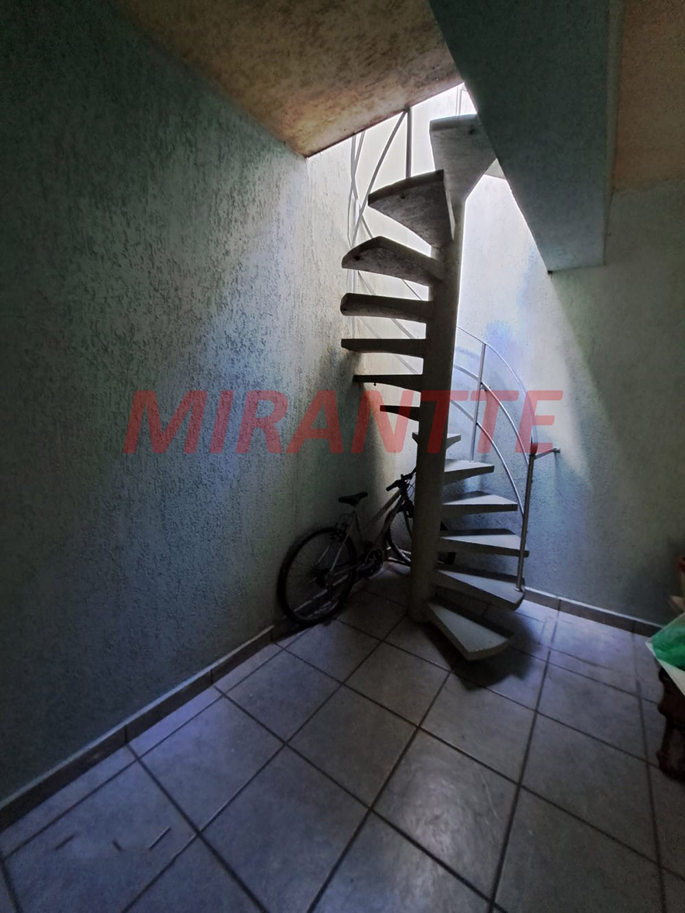 Sobrado de 210m² com 3 quartos em Vila Nova Mazzei