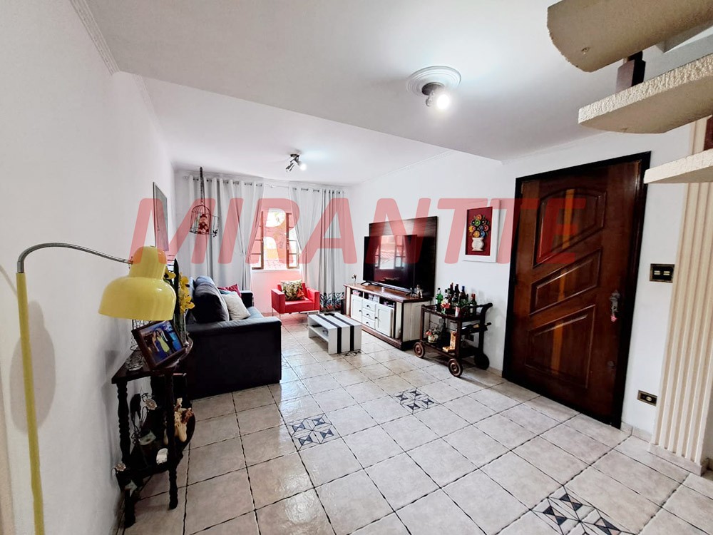 Sobrado de 210m² com 3 quartos em Vila Nova Mazzei