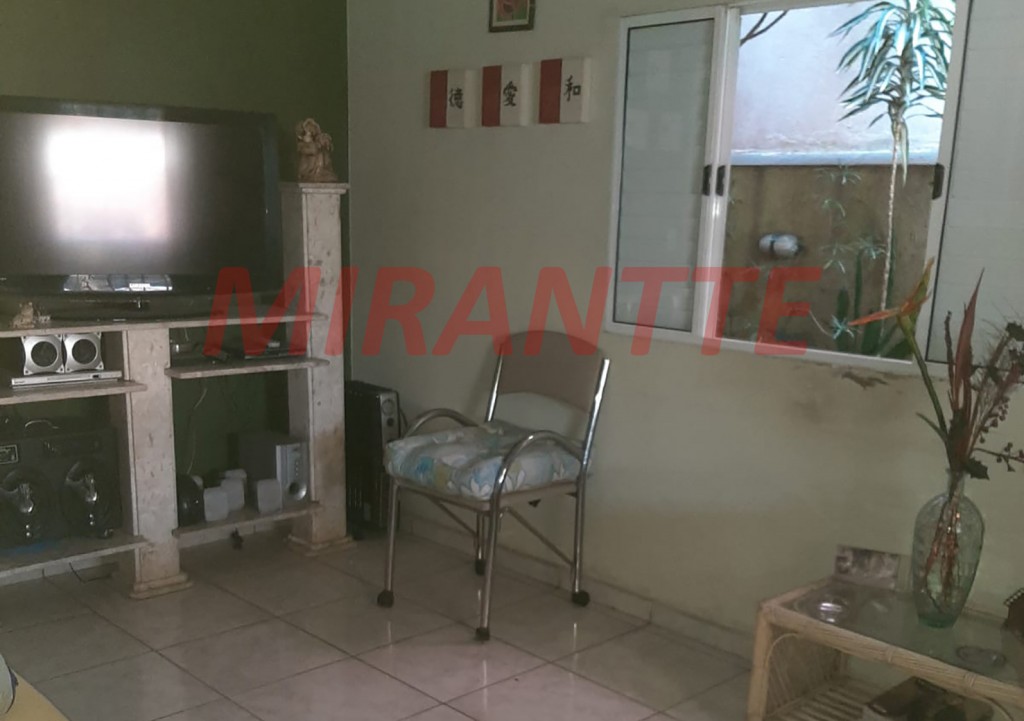 Casa terrea de 106m² com 4 quartos em Parque Edu Chaves