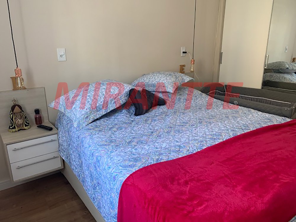 Sobrado de 118m² com 2 quartos em Vila Nova Mazzei