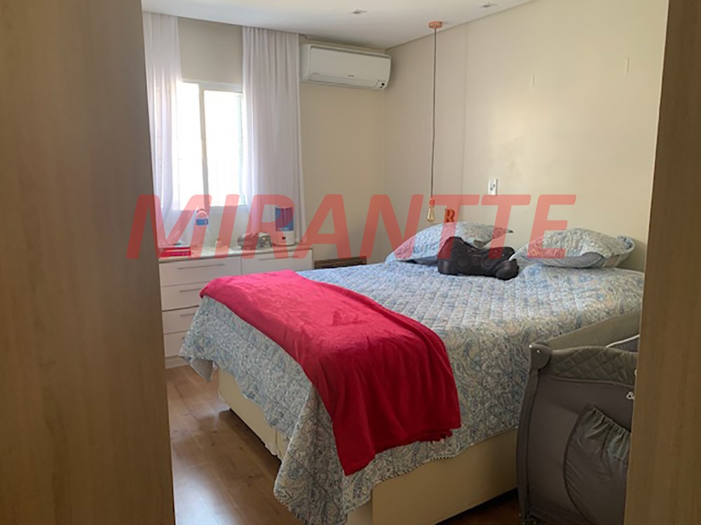 Sobrado de 118m² com 2 quartos em Vila Nova Mazzei