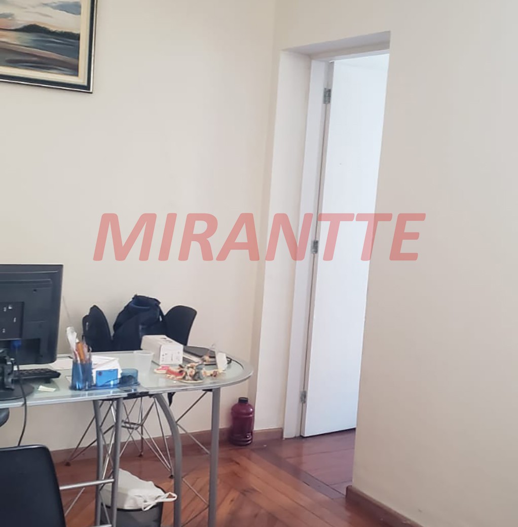 Comercial de 310m² em Santana