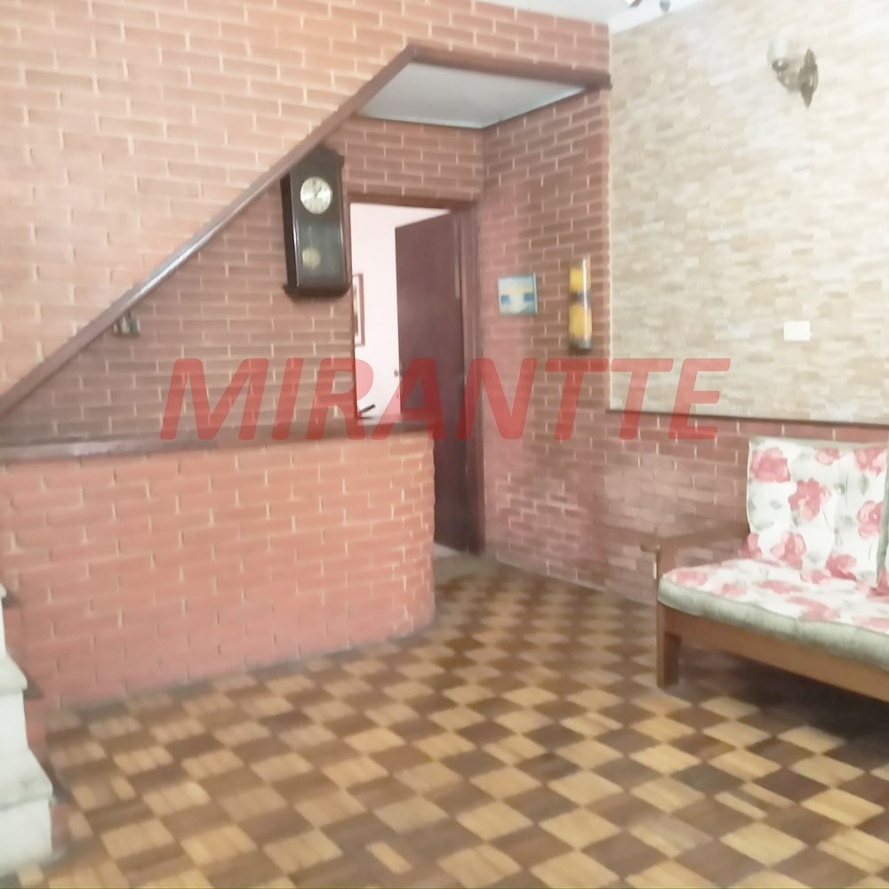 Sobrado de 147m² com 3 quartos em Vila Gustavo