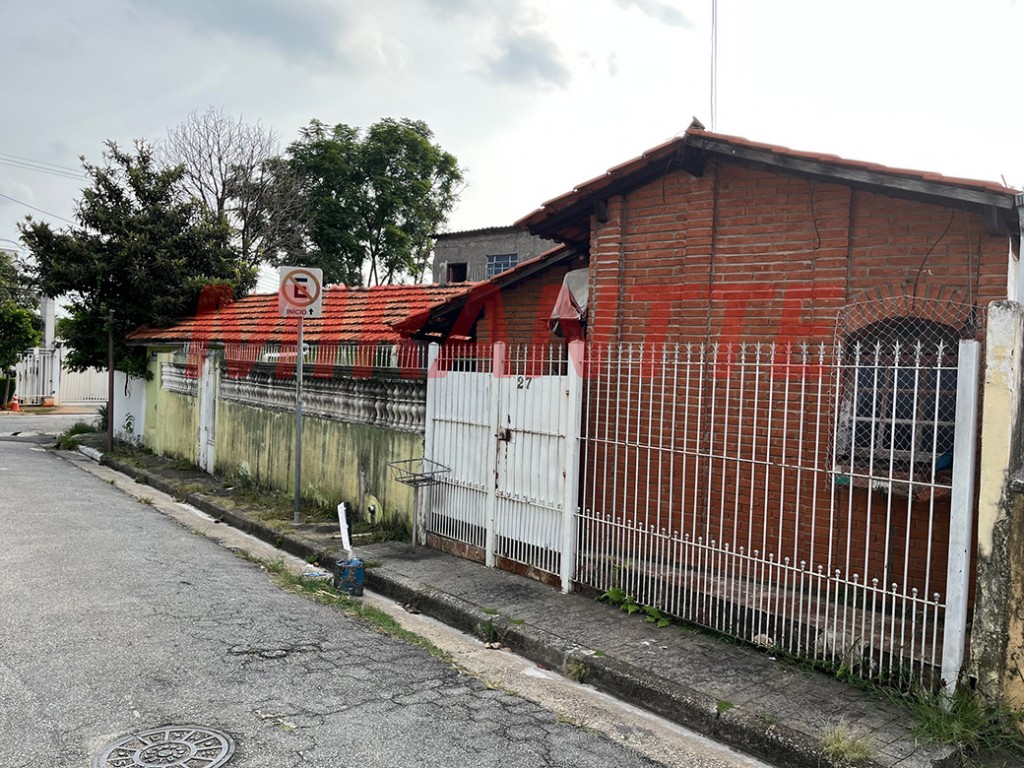 Terreno de 320m² em Vila Ester