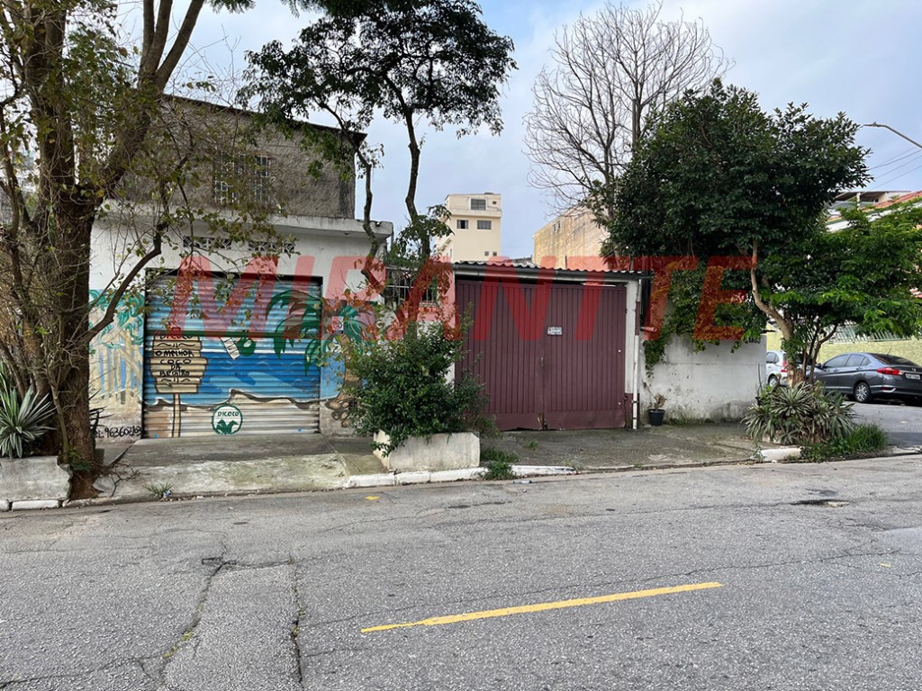 Terreno de 320m² em Vila Ester
