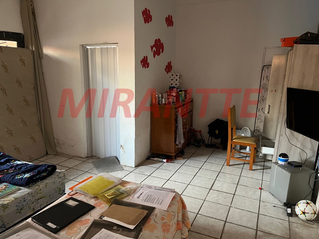 Terreno de 320m² em Vila Ester
