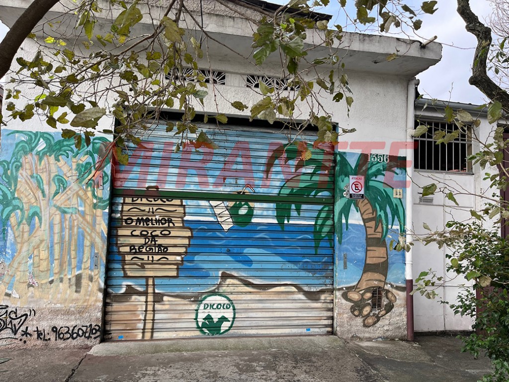 Terreno de 320m² em Vila Ester