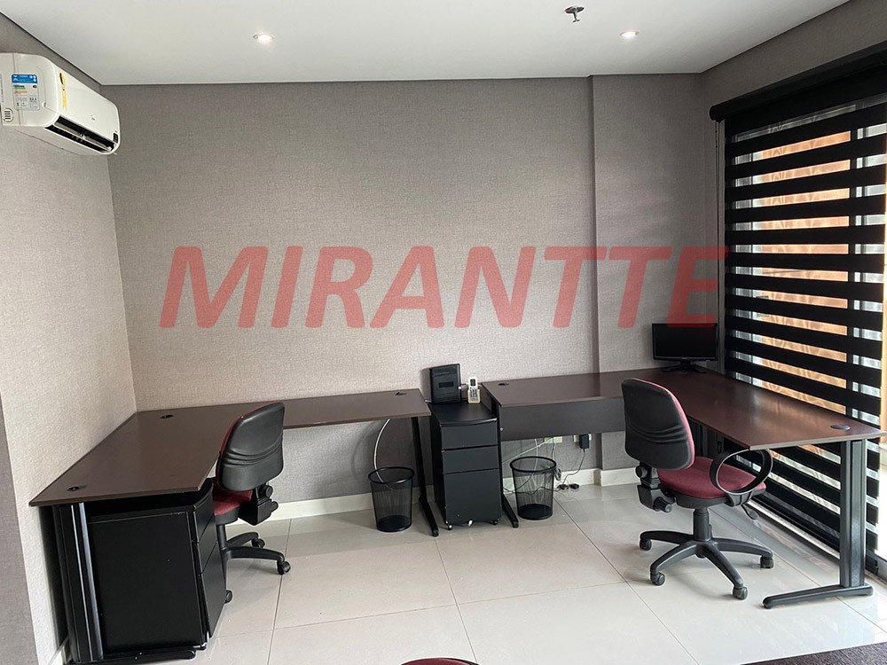 Conjunto comercial em Santana