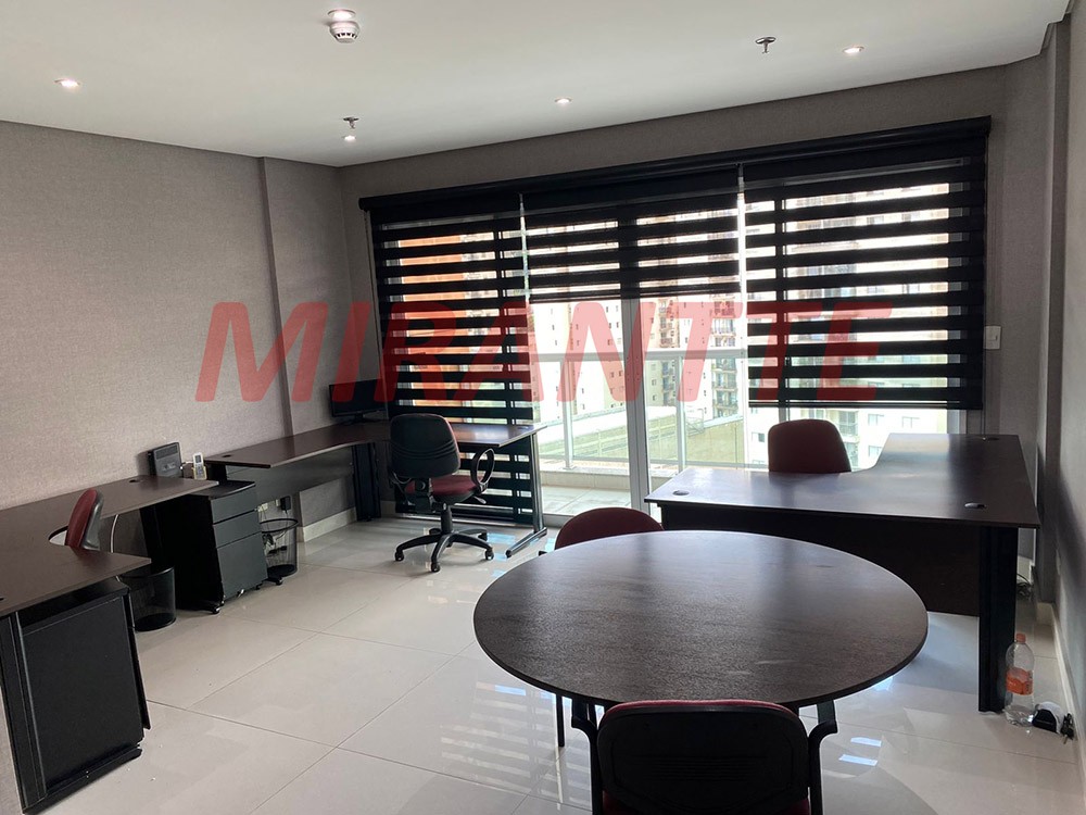 Conjunto comercial em Santana