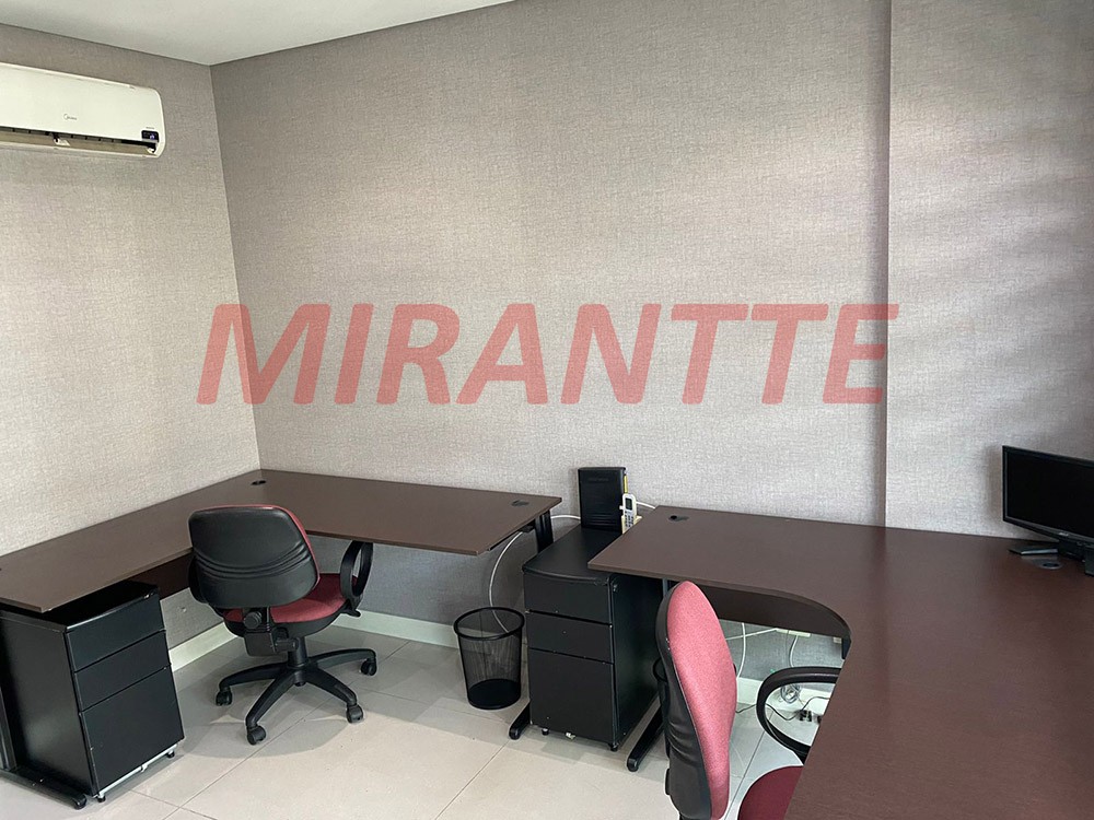 Conjunto comercial em Santana