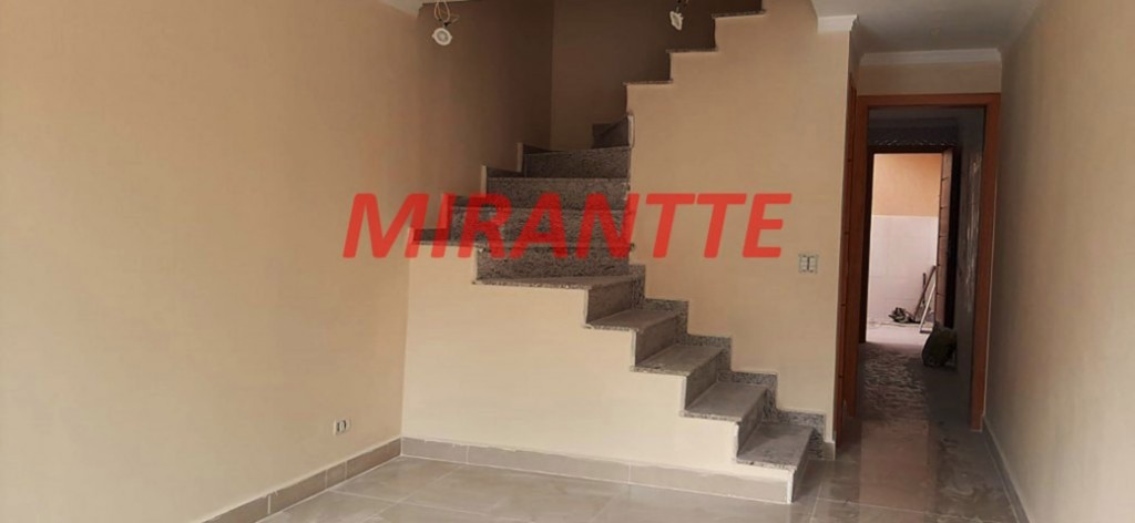 Sobrado de 90m² com 2 quartos em Vila Francos