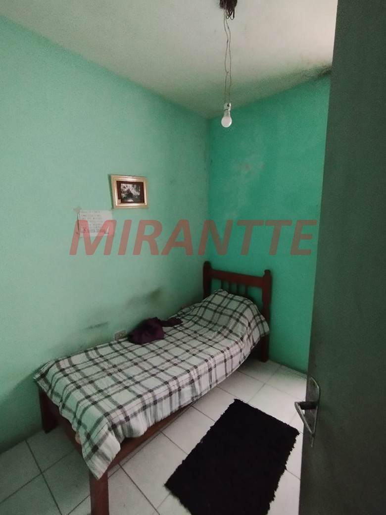 Sobrado com 5 quartos em Jardim Brasil