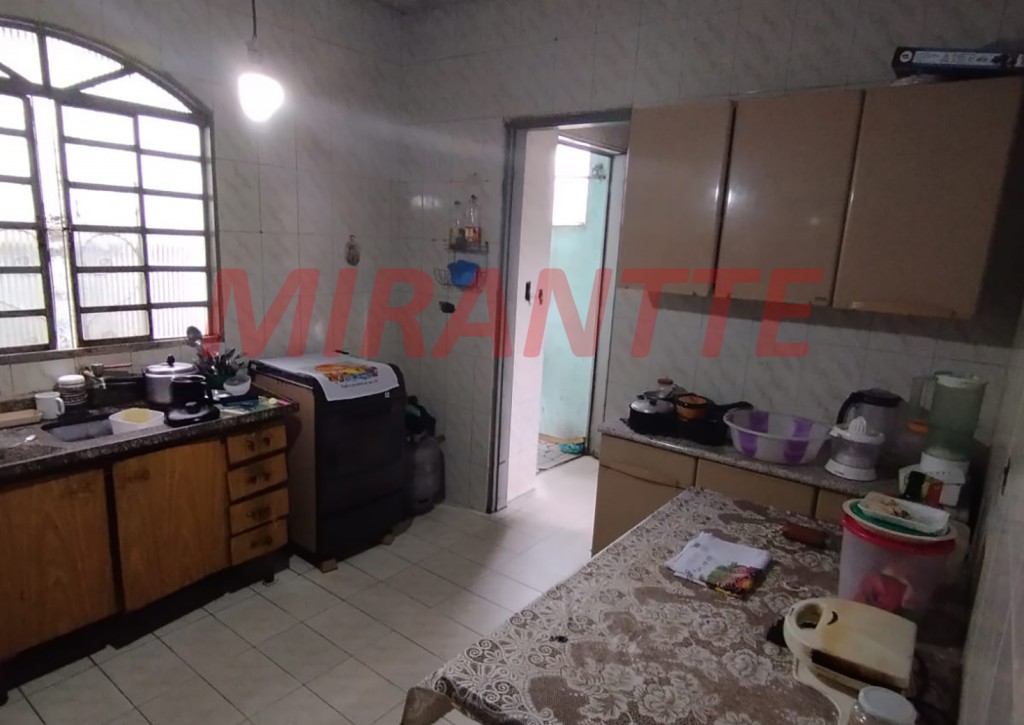 Sobrado com 5 quartos em Jardim Brasil
