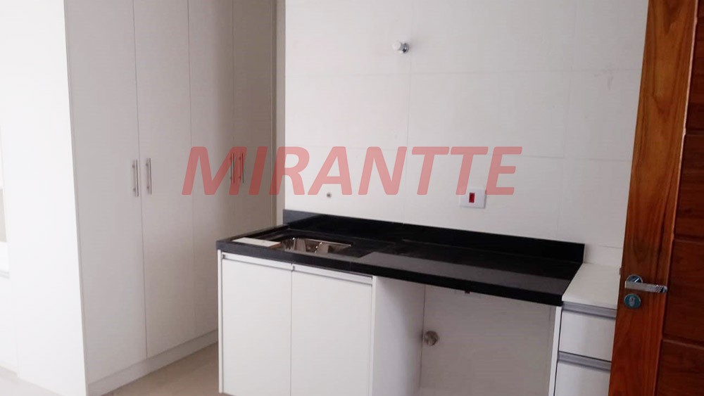 Apartamento de 32m² com 1 quarto em Santana