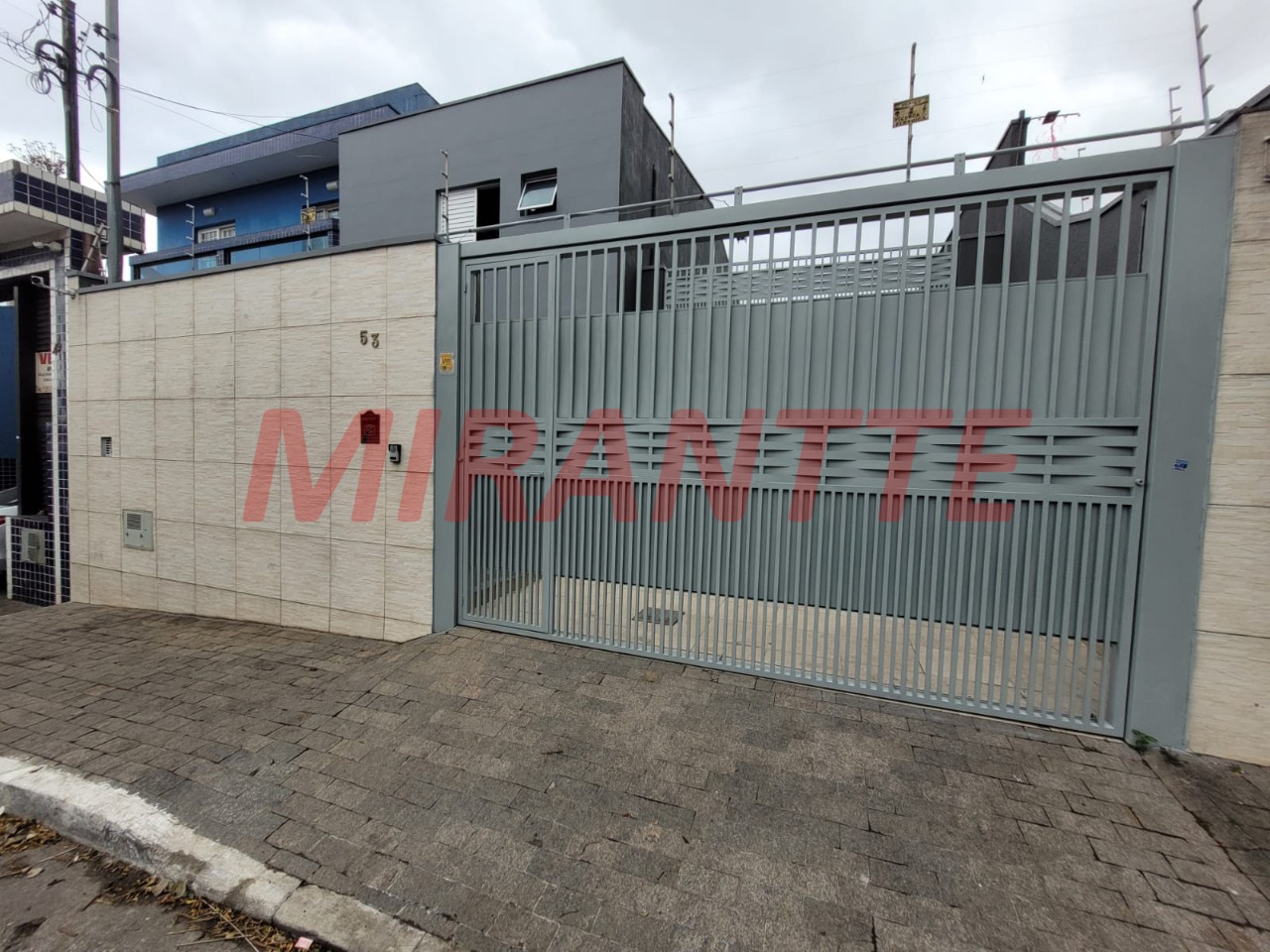 Sobrado de 205m² com 3 quartos em vila nova cachoerinha