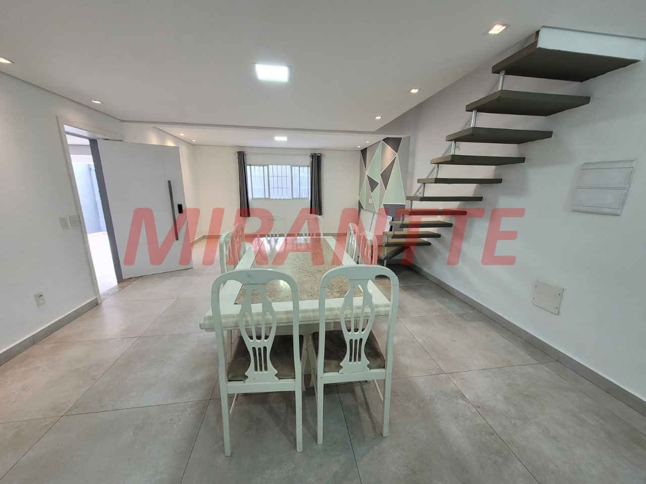Sobrado de 205m² com 3 quartos em vila nova cachoerinha