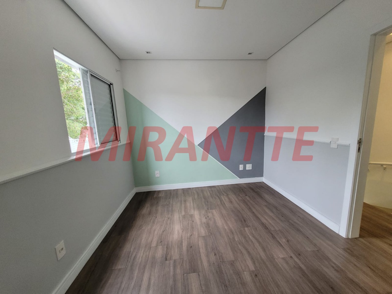 Sobrado de 205m² com 3 quartos em vila nova cachoerinha