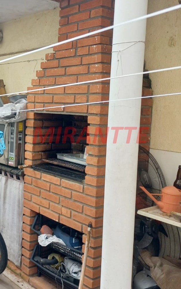 Sobrado de 120m² com 3 quartos em Vila Galvão