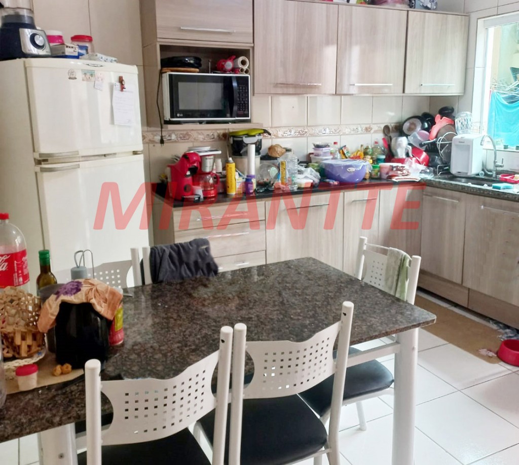 Sobrado de 120m² com 3 quartos em Vila Galvão