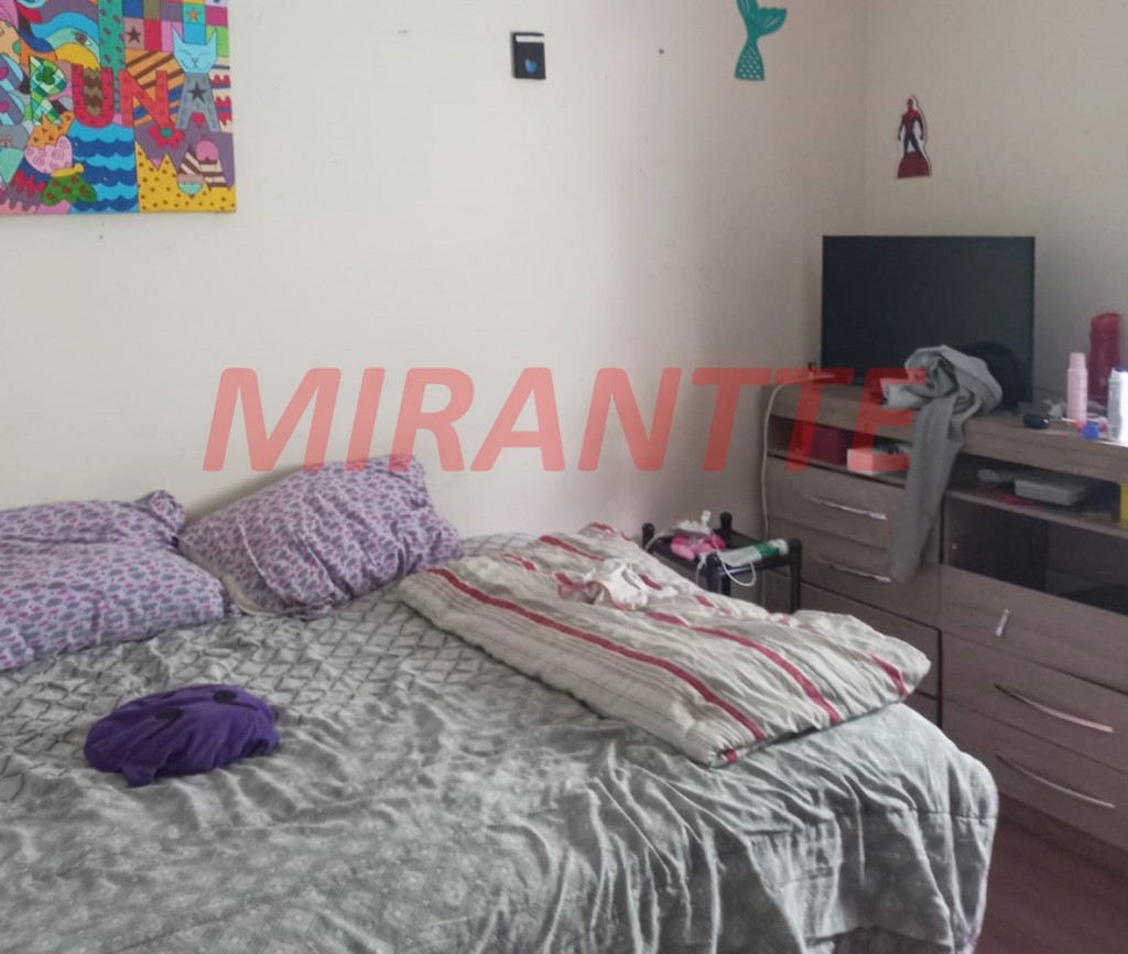Sobrado de 120m² com 3 quartos em Vila Galvão