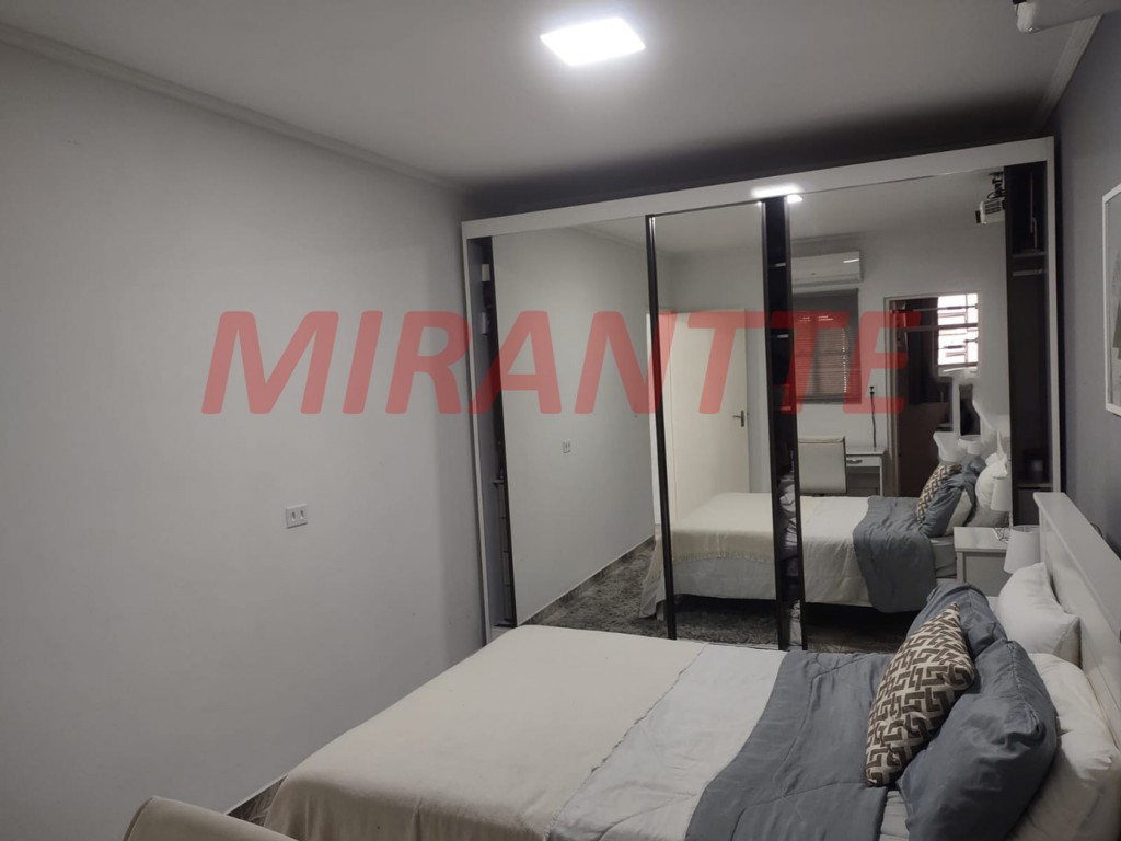 Sobrado de 280m² com 4 quartos em Lauzane Paulista