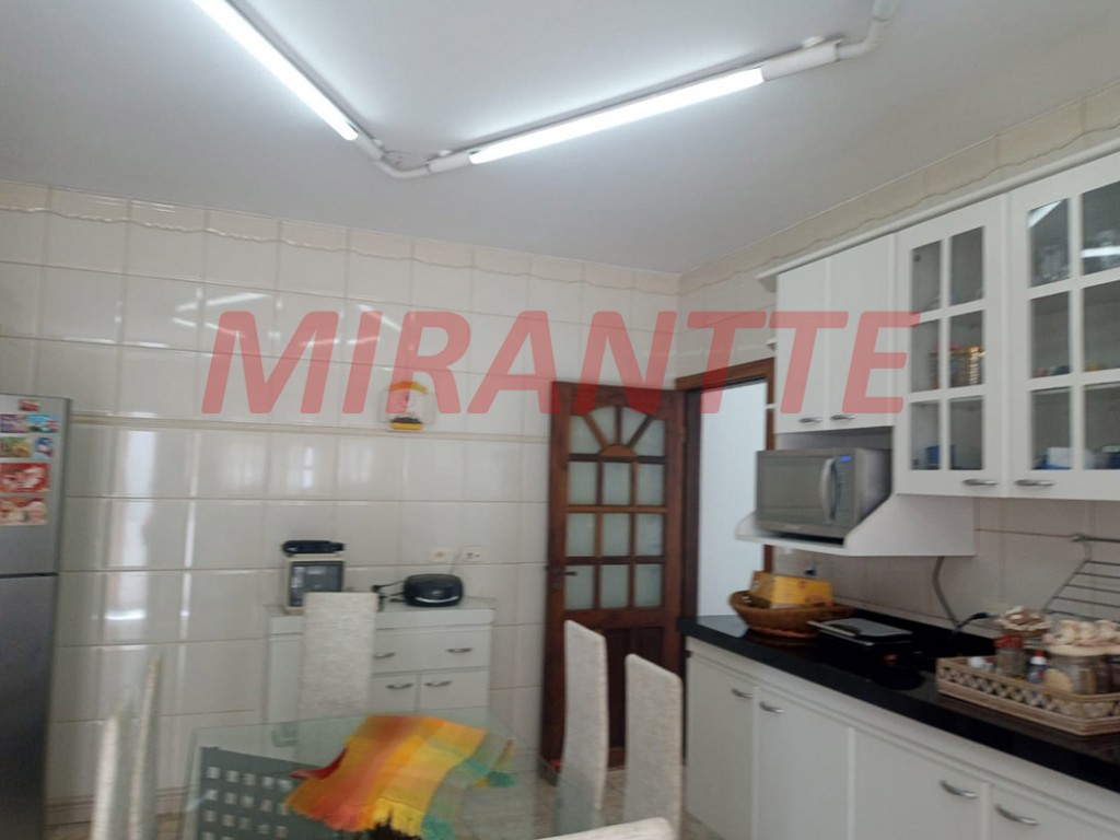 Sobrado de 288m² com 3 quartos em Jardim São Paulo