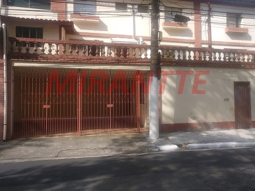Sobrado de 105m² com 2 quartos em Santana