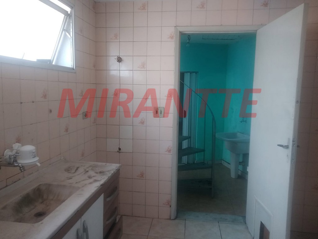 Sobrado de 105m² com 2 quartos em Santana