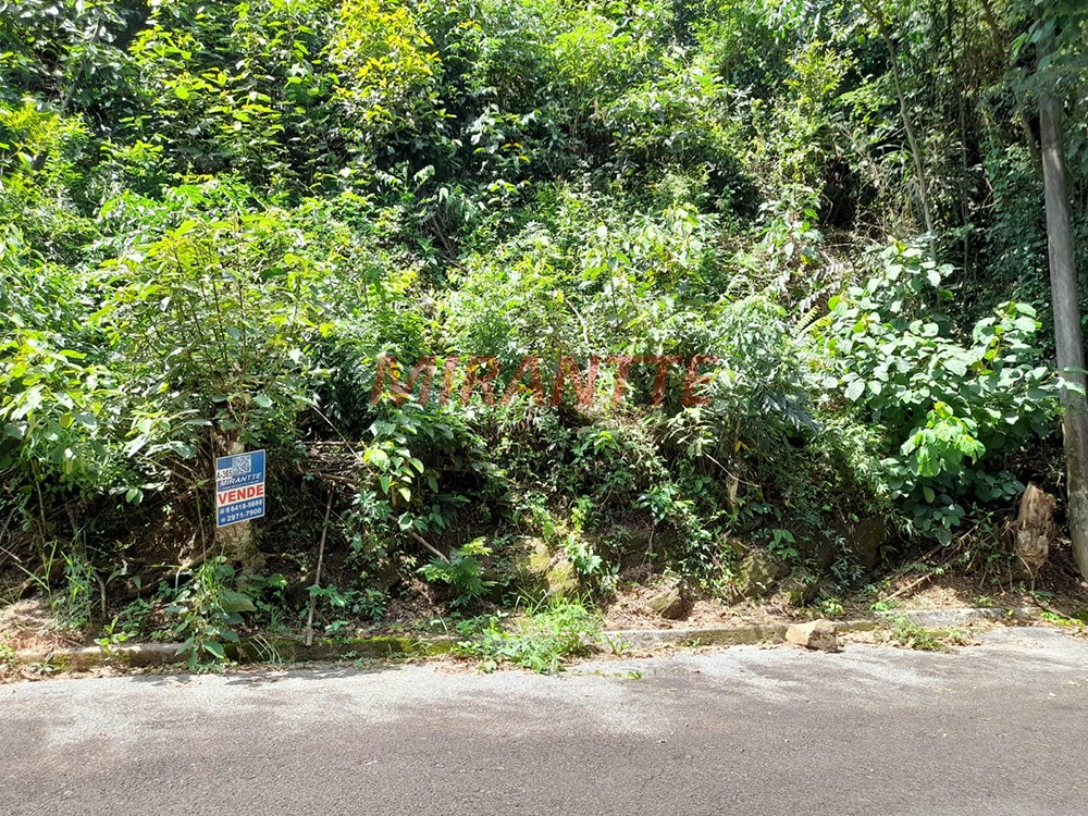 Terreno de 2194m² em Serra Da Cantareira