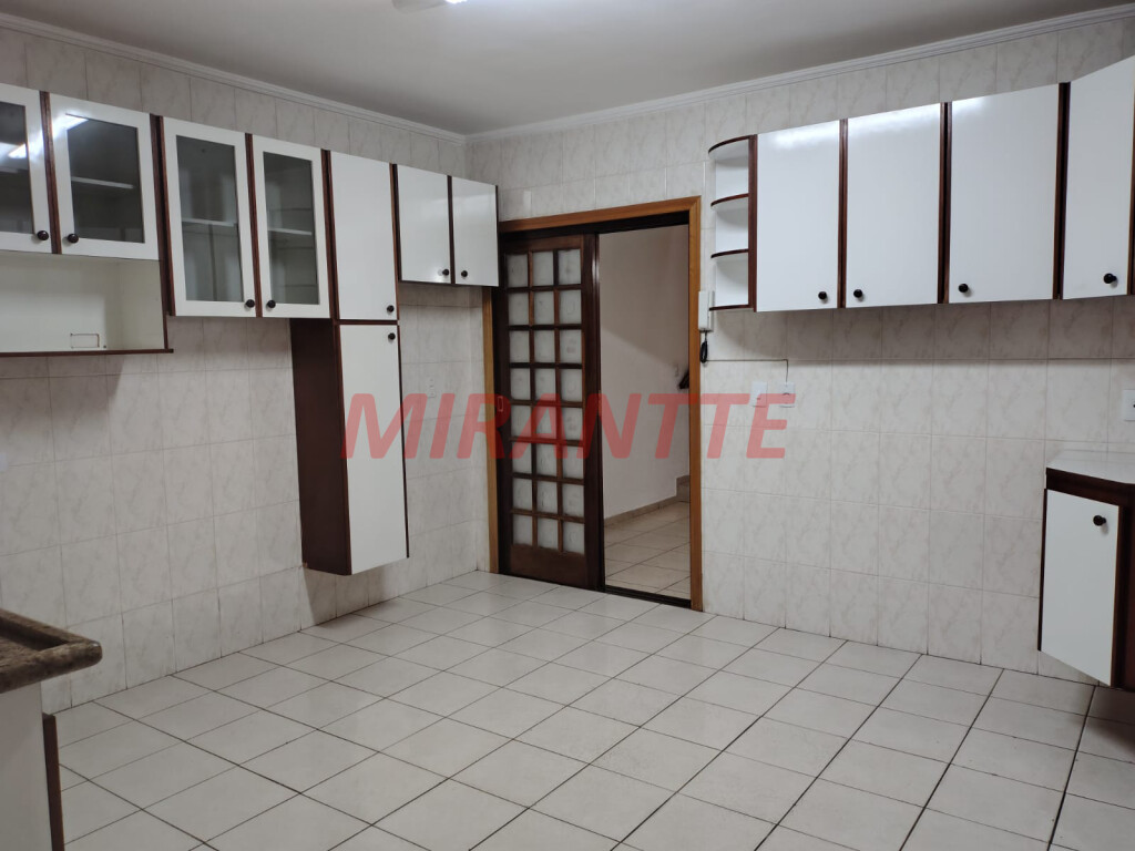 Sobrado de 220m² com 3 quartos em Vila Medeiros