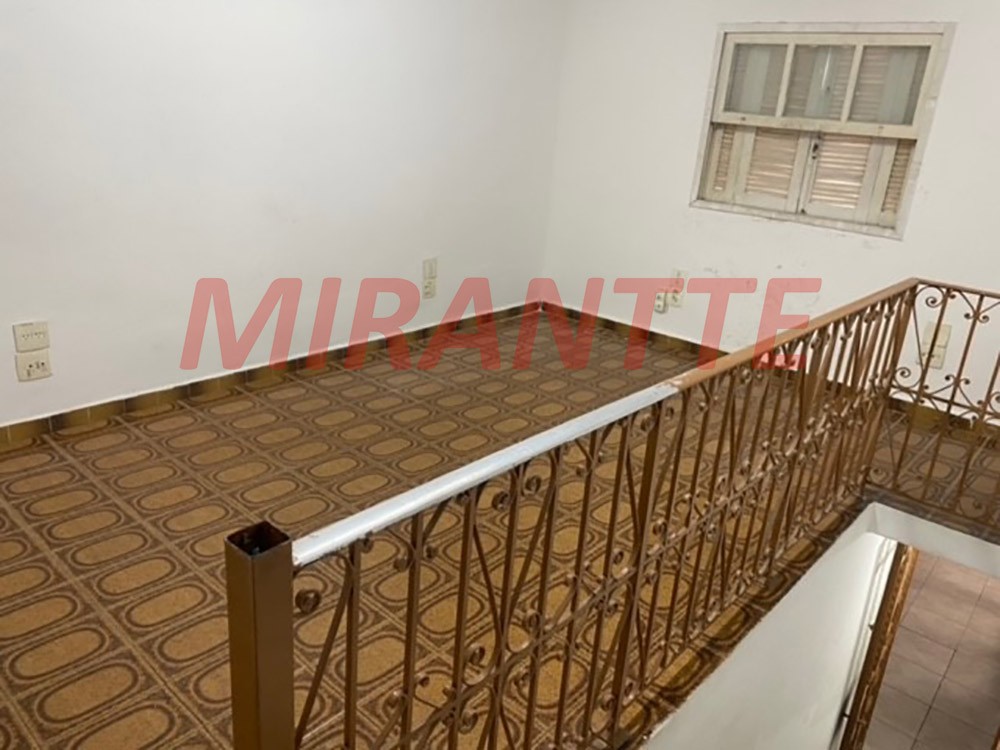 Comercial de 487m² em Santana