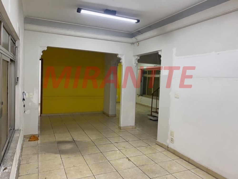 Comercial de 487m² em Santana