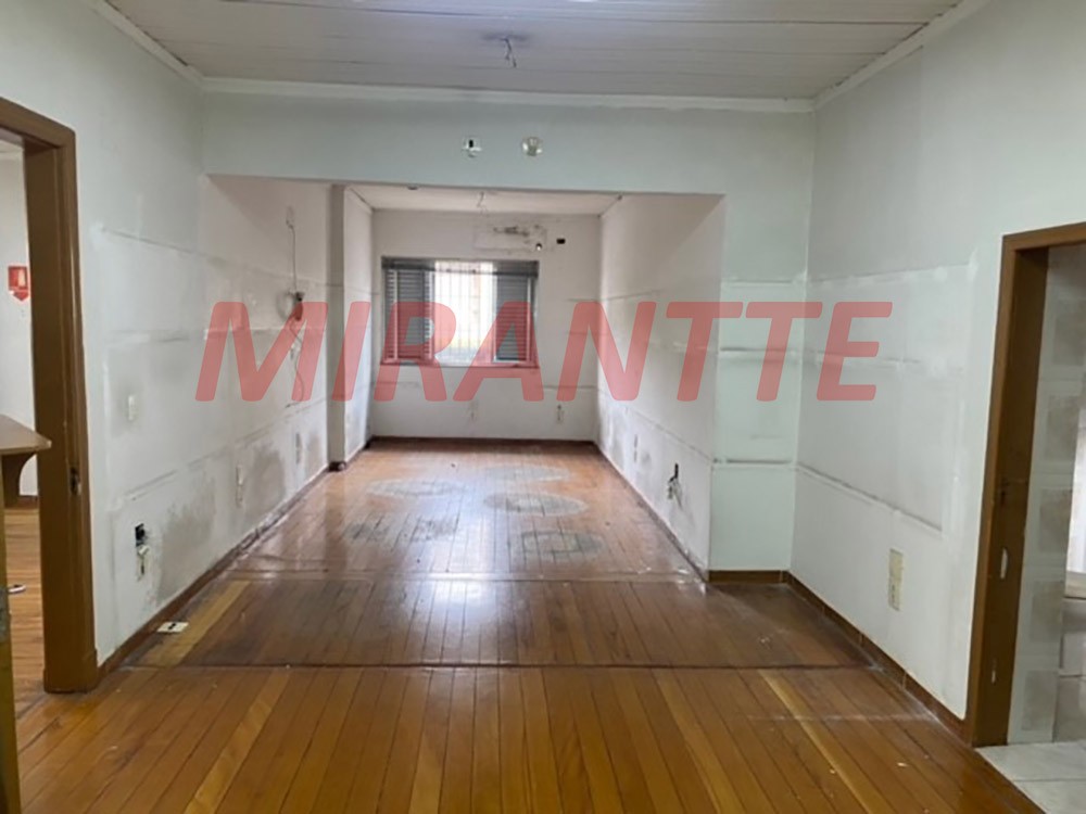 Comercial de 487m² em Santana