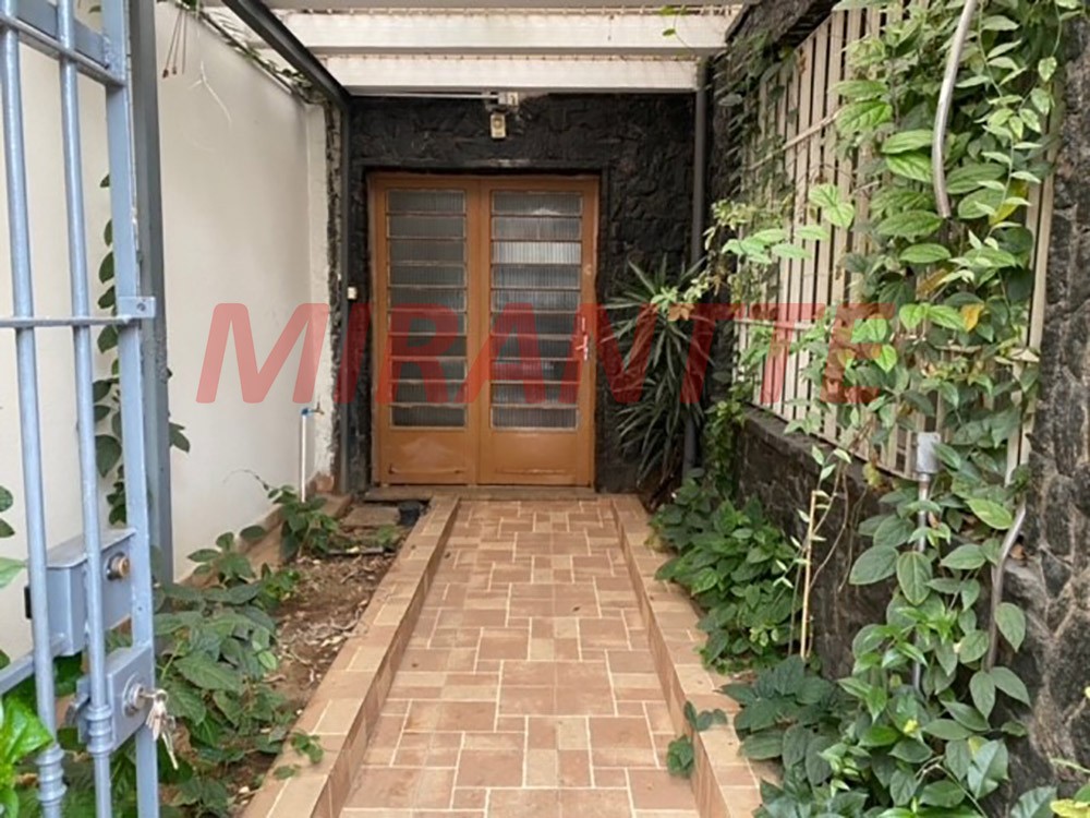 Comercial de 487m² em Santana