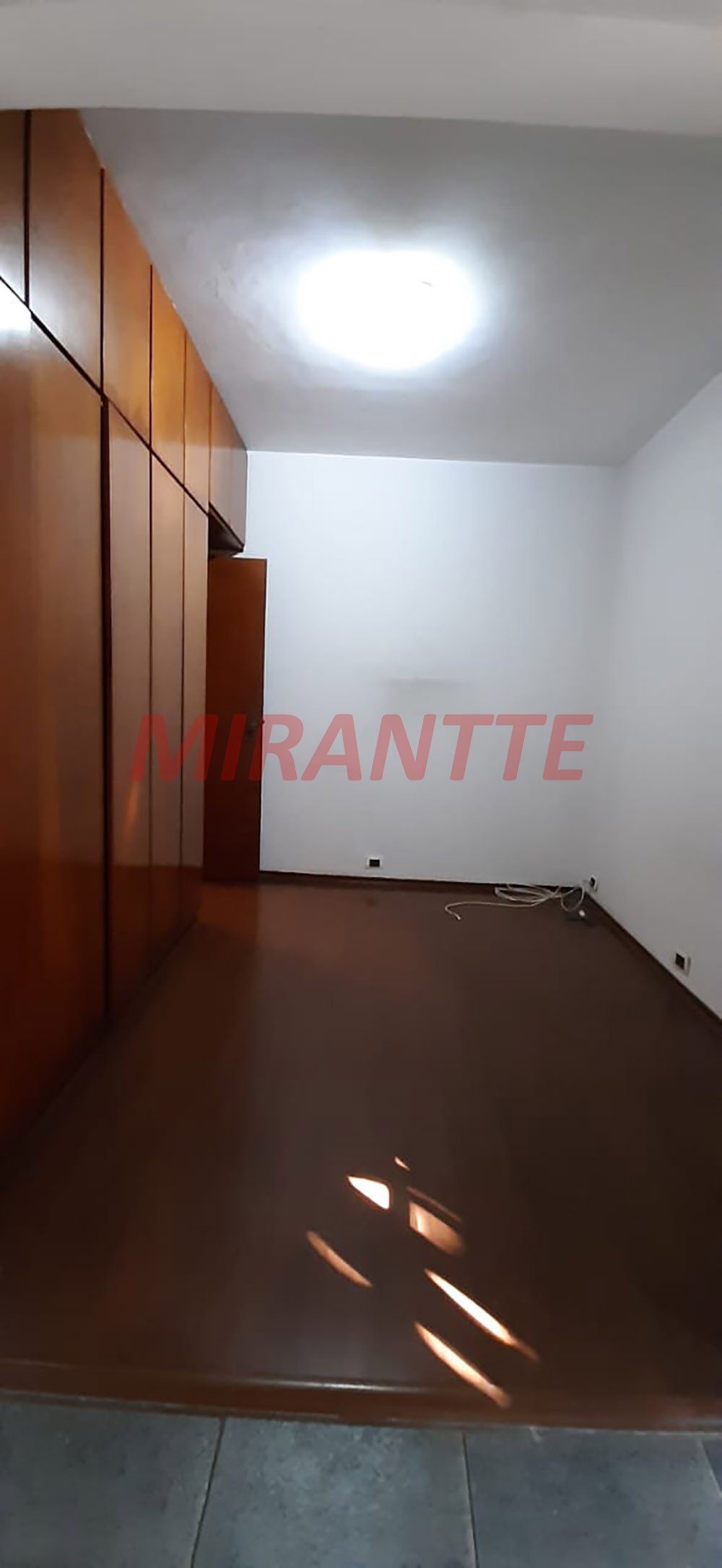 Sobrado de 189m² com 4 quartos em Casa Verde