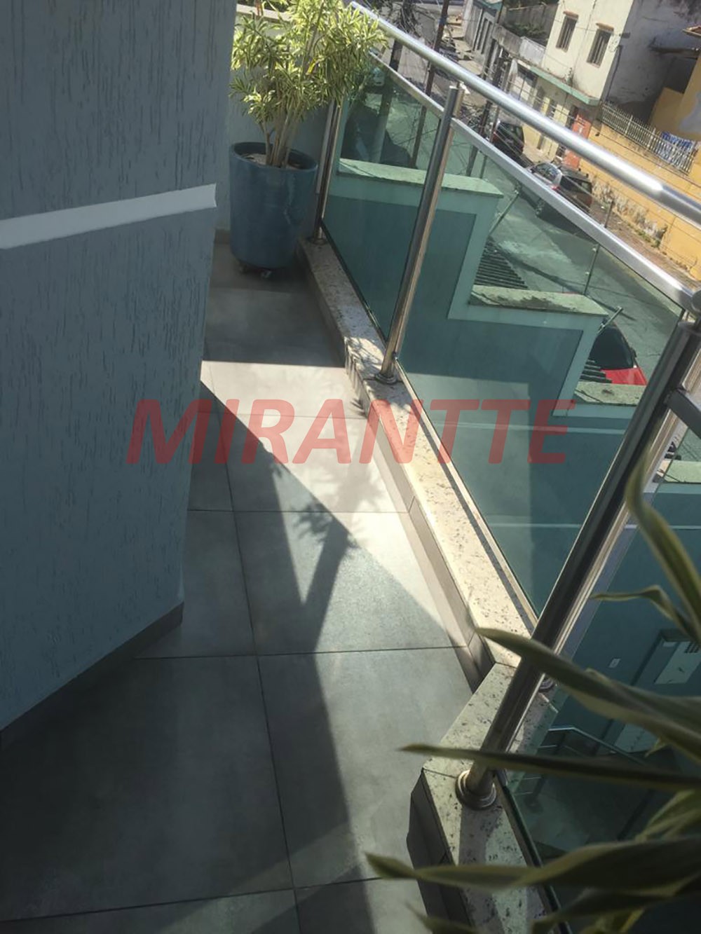 Sobrado de 412m² com 4 quartos em Vila Santa Teresinha