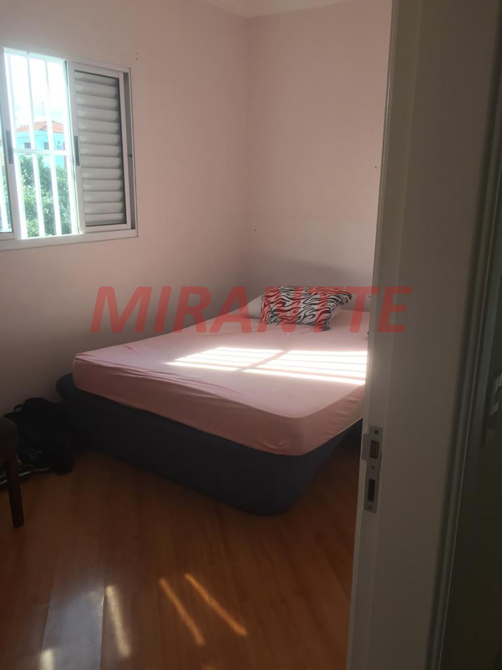 Sobrado de 412m² com 4 quartos em Vila Santa Teresinha