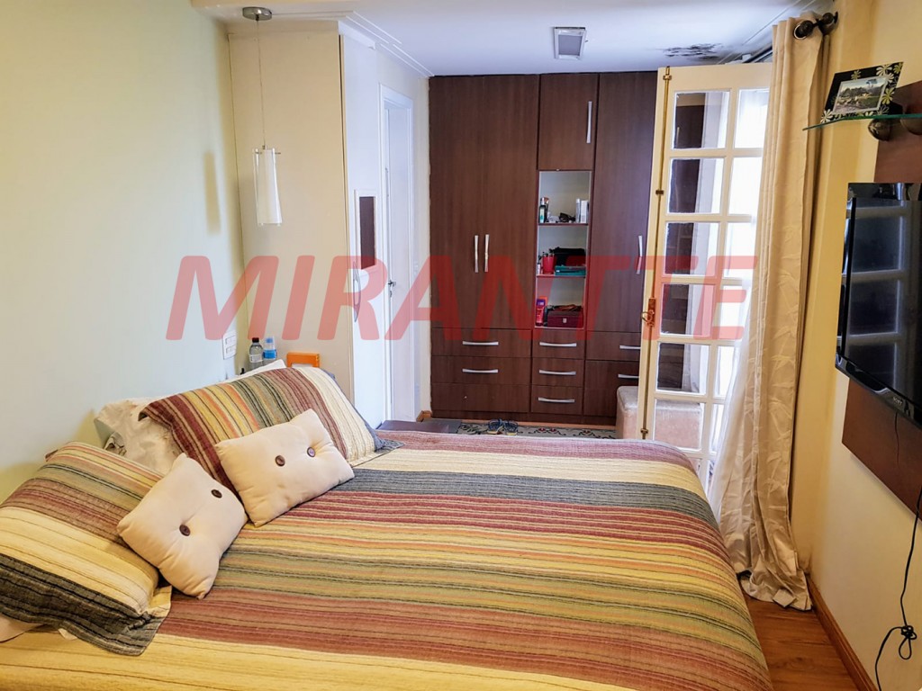 Cobertura de 130m² com 4 quartos em Água Fria
