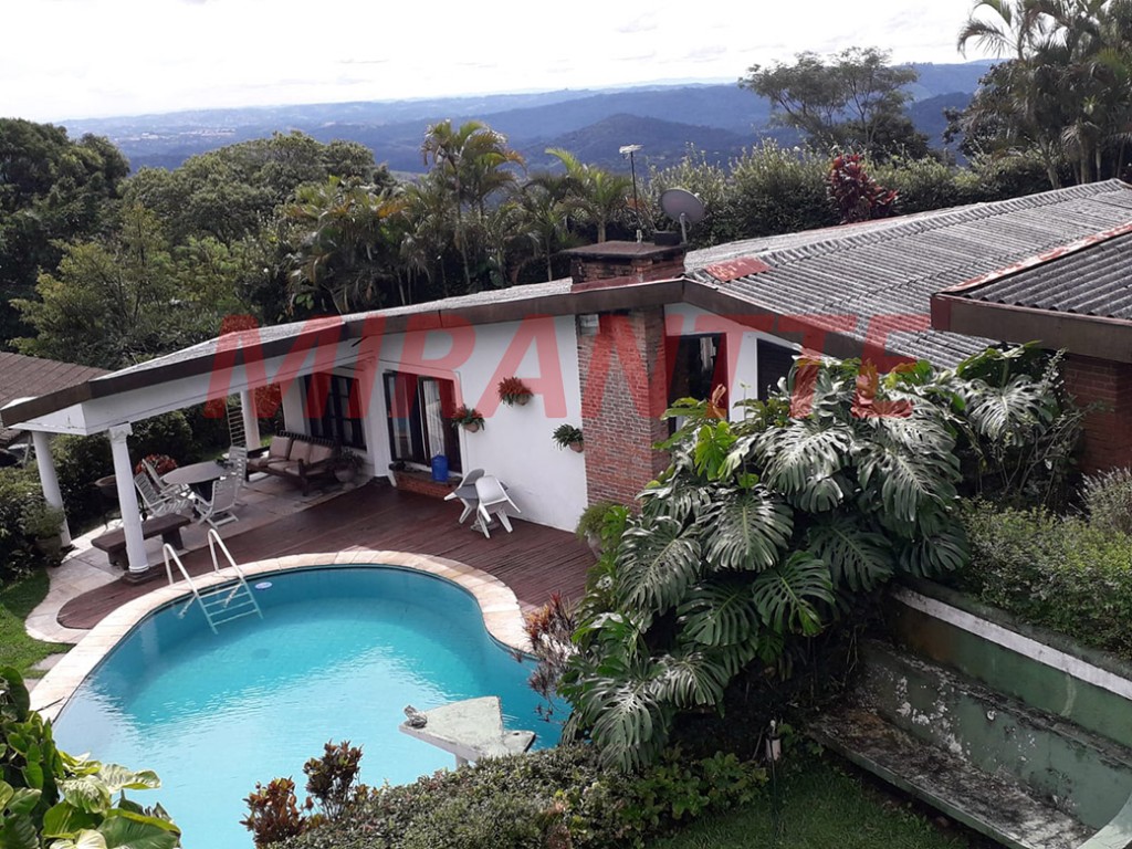 Sobrado de 500m² com 3 quartos em PARQUE PETROPOLIS