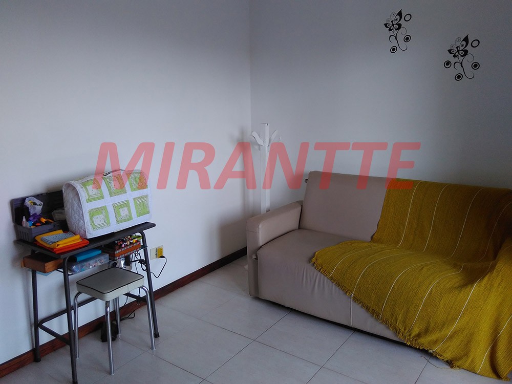 Sobrado de 177m² com 4 quartos em CENTRO