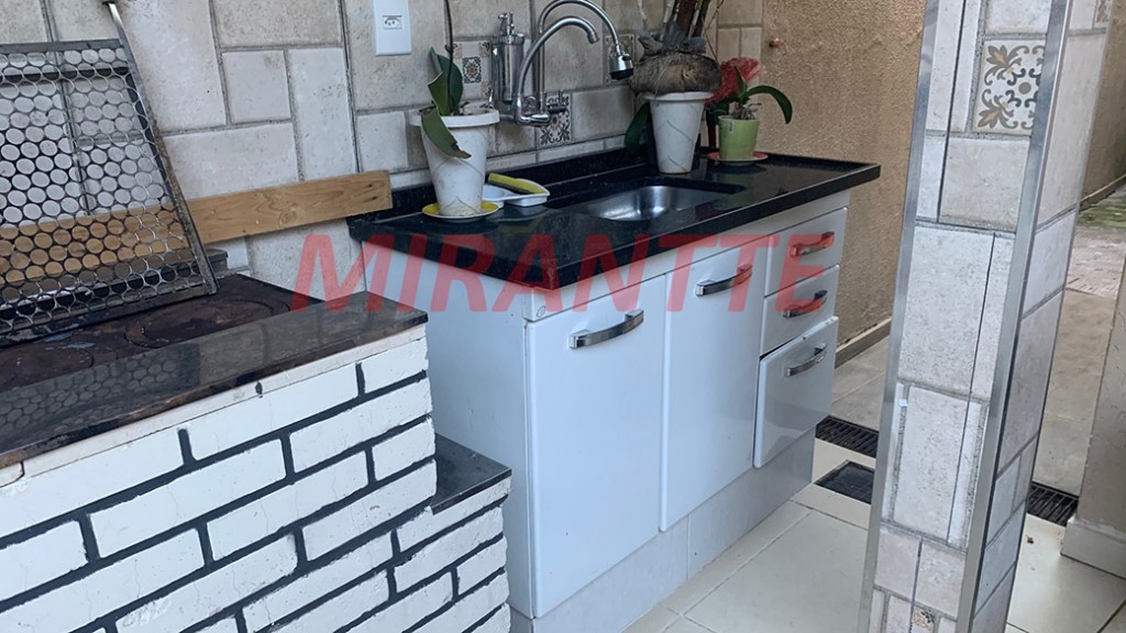 Sobrado com 2 quartos em Vila Pauliceia