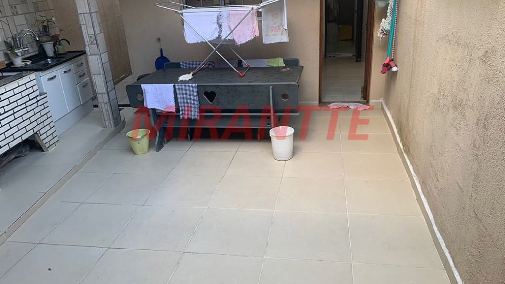 Sobrado com 2 quartos em Vila Pauliceia