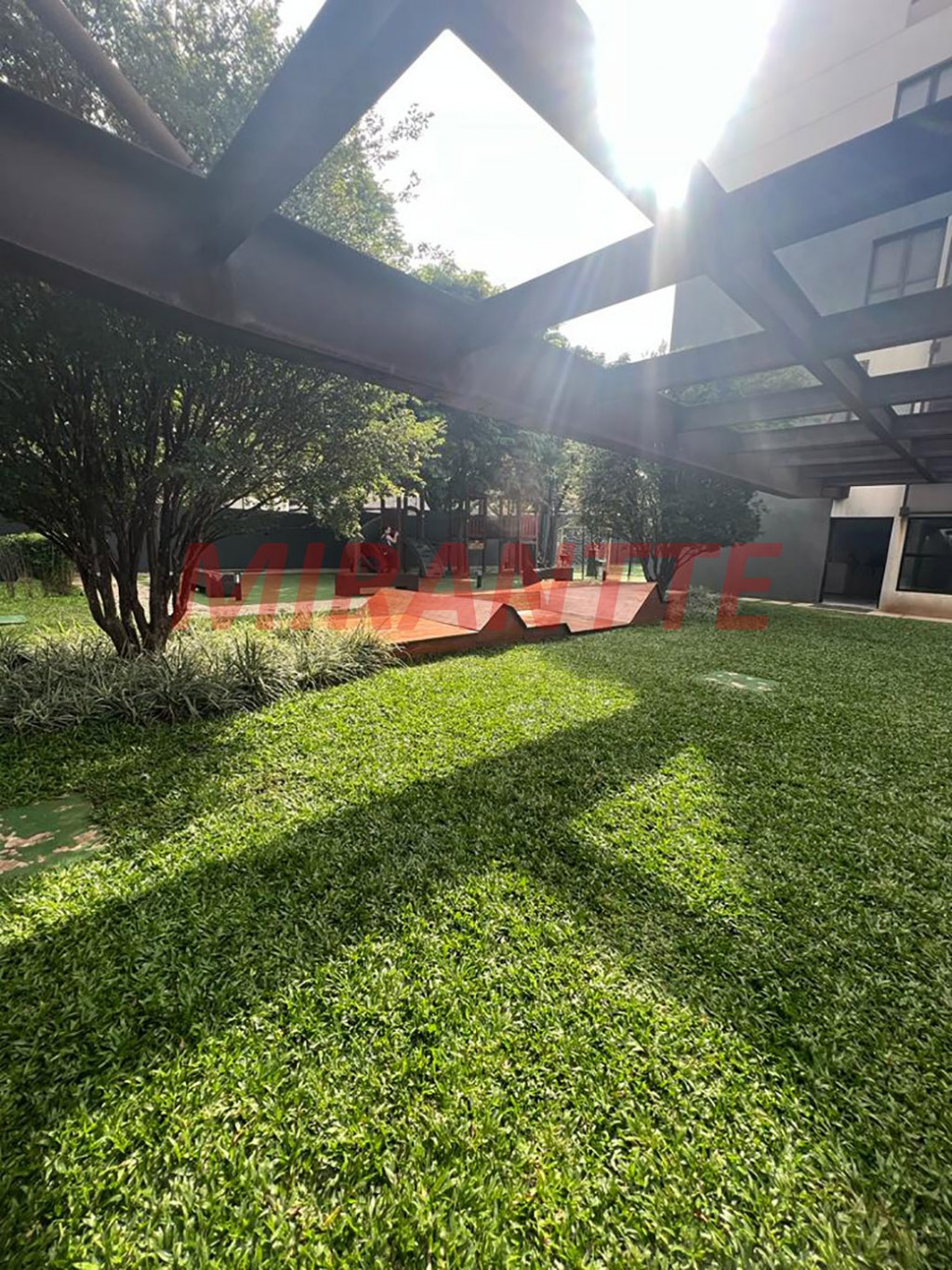 Apartamento de 70m² com 2 quartos em Jardim Analia Franco