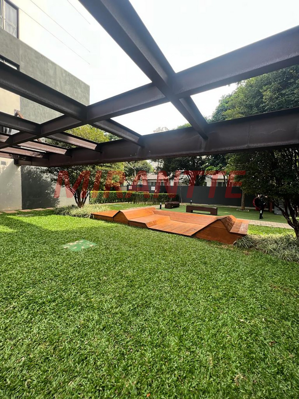 Apartamento de 70m² com 2 quartos em Jardim Analia Franco