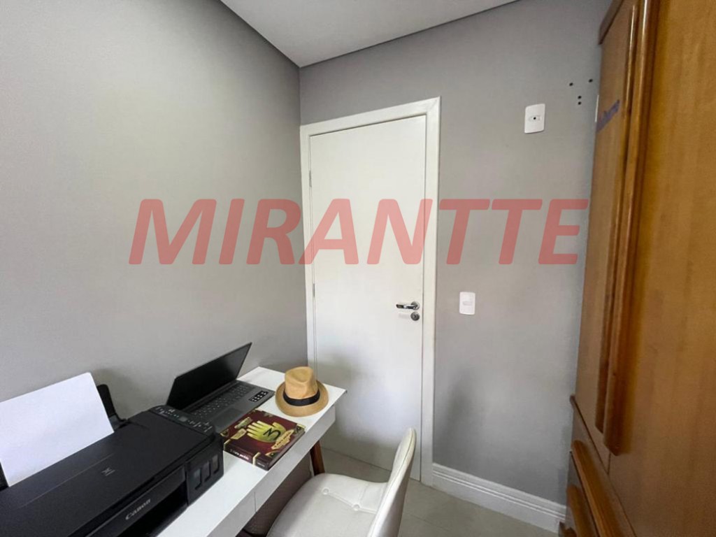 Apartamento de 70m² com 2 quartos em Jardim Analia Franco