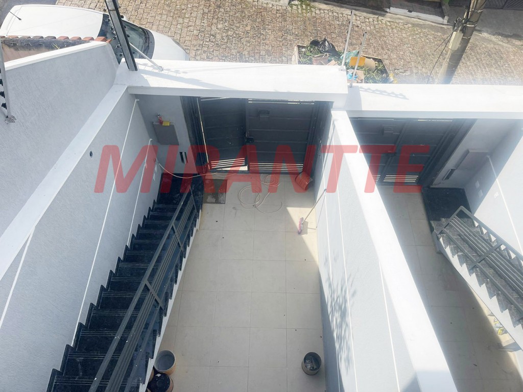 Sobrado de 100m² com 3 quartos em Vila Mazzei