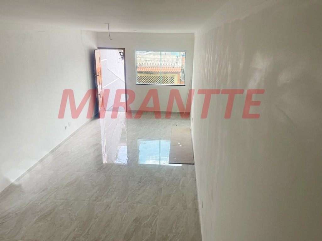 Sobrado de 100m² com 3 quartos em Vila Mazzei
