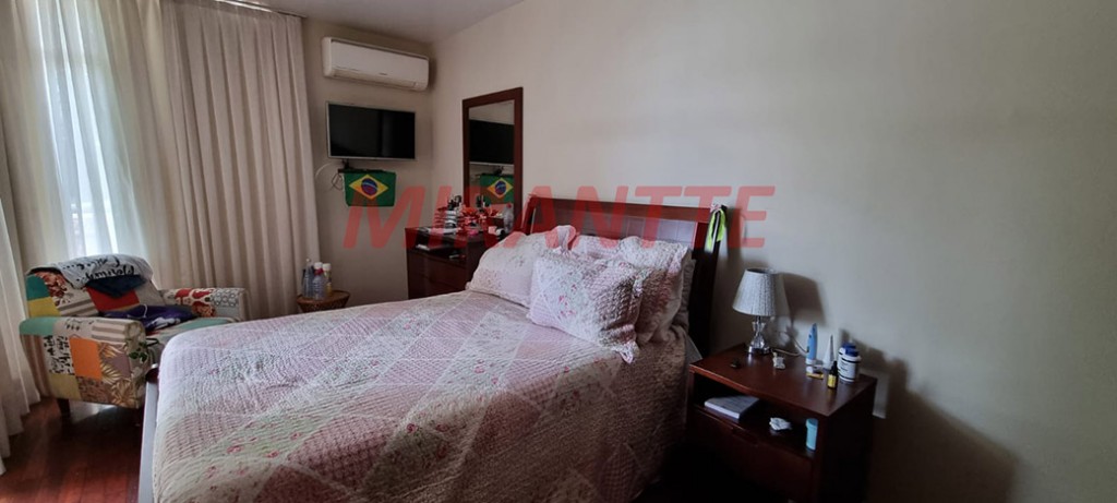 Sobrado de 180m² com 3 quartos em Tremembe